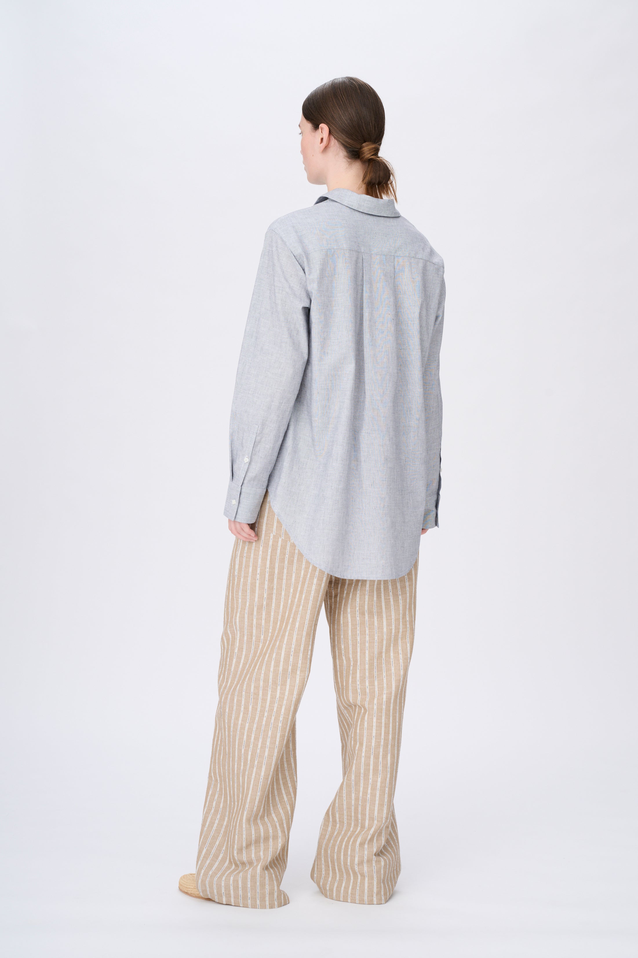 Naja Lauf SUS SHIRT LINEN CHAMBRAY Shirts NAVY White