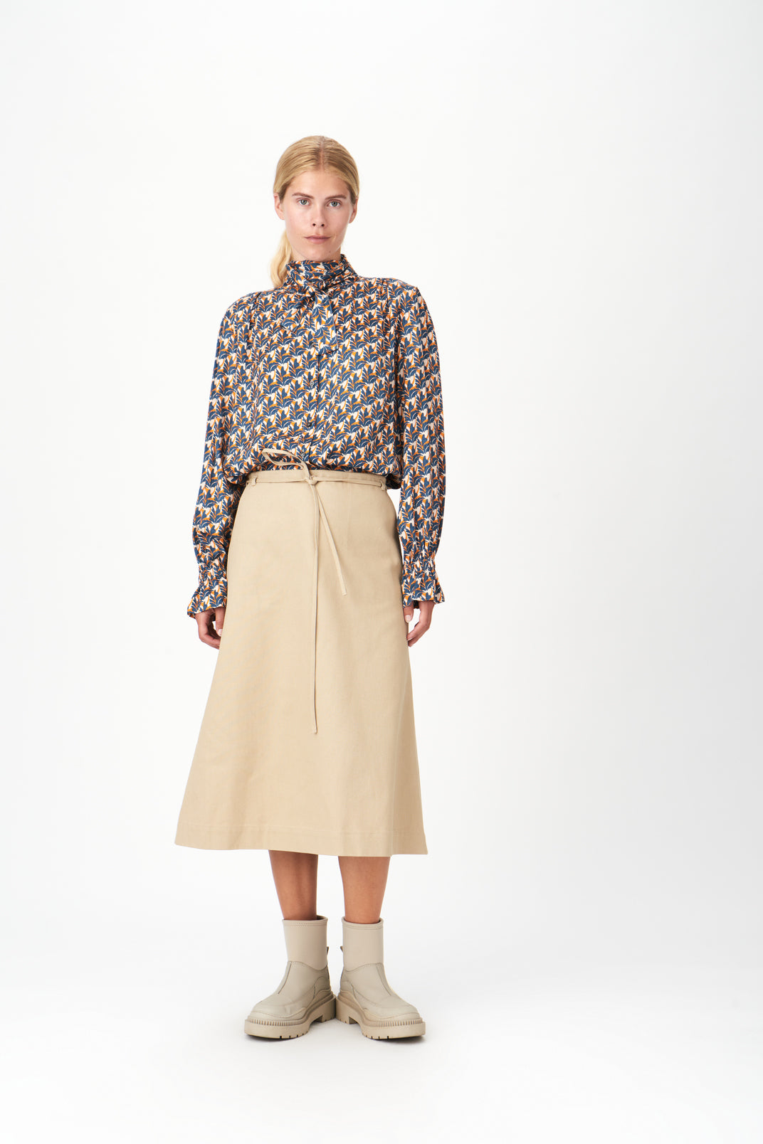 Wrap skirt in cotton twill