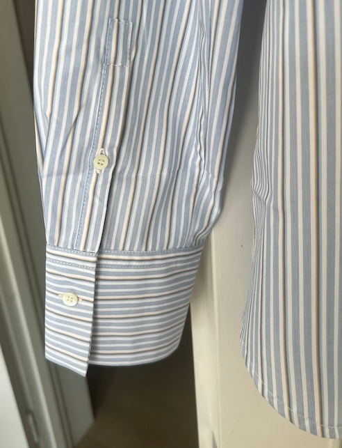 cotton shirt cuff details