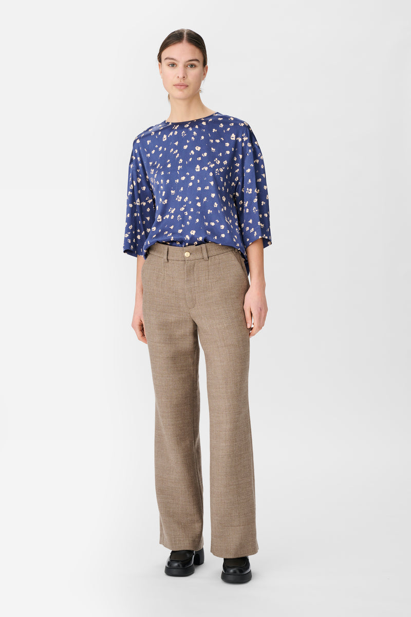 Naja Lauf LIPIA TOP FLOWER IN WATER BLOUSES BLUE